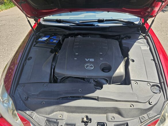 2008 Lexus IS 250 II Рестайлинг, красный, 1430000 рублей - вид 8