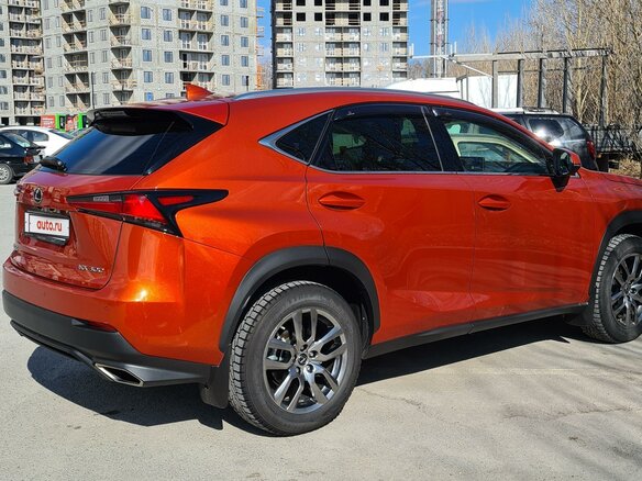 2021 Lexus NX 300 I Рестайлинг, оранжевый, 4850000 рублей - вид 12