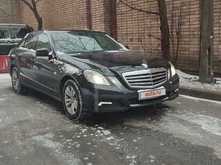 2010 Mercedes-Benz E-Класс 250 5G-Tronic IV (W212, S212, C207), чёрный, 1100000 рублей, вид 2