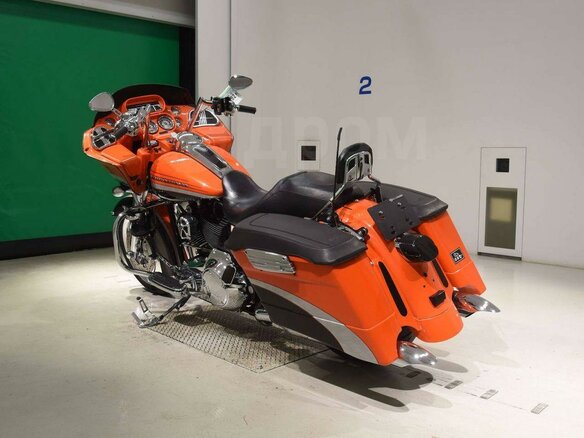 2009 Harley-Davidson Road Glide, оранжевый, 1100000 рублей - вид 5