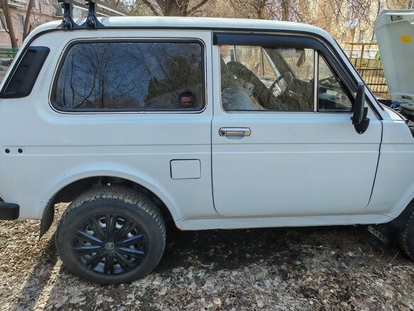 1995 Lada (ВАЗ) 2121 (4x4) I Рестайлинг, белый, 380000 рублей - вид 5