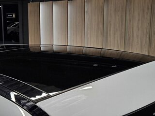 2025 Land Rover Range Rover Velar I Рестайлинг, белый, 8900000 рублей, вид 2