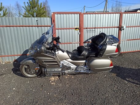 2003 Honda GL 1800 Gold Wing, серый, 813000 рублей, вид 4