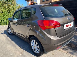 2011 Kia Venga I, коричневый, 1400000 рублей, вид 4