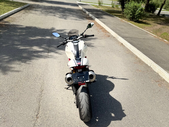 2012 Ducati Monster 796, белый, 400000 рублей - вид 12