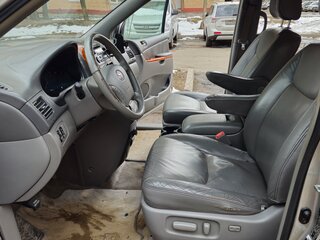 2005 Toyota Sienna II Рестайлинг, серый, 1250000 рублей, вид 3