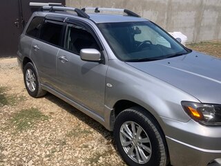 2004 Mitsubishi Outlander I, серебристый, 670000 рублей, вид 3