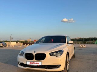 2009 BMW 5 серии Gran Turismo 530d VI (F10/F11/F07), белый, 1650000 рублей, вид 1