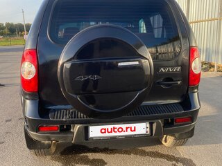 2013 Chevrolet Niva I Рестайлинг, чёрный, 445000 рублей, вид 5