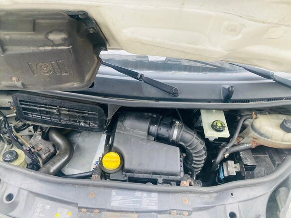 2008 Renault Trafic II Рестайлинг, белый, 950000 рублей - вид 9
