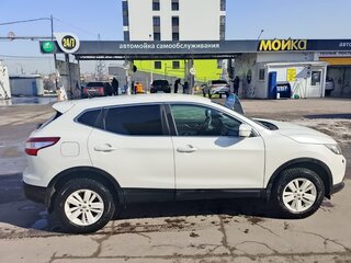 2014 Nissan Qashqai II, белый, 1250000 рублей, вид 2