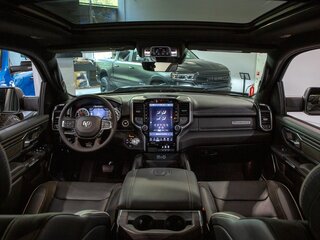 2026 Ram 1500 Crew Cab V Рестайлинг, чёрный, 8498000 рублей, вид 3