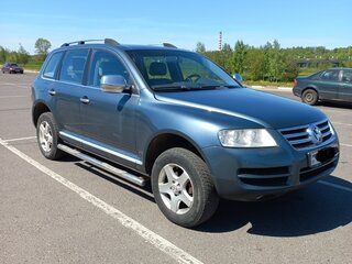 2004 Volkswagen Touareg I, серый, 810512 рублей, вид 2