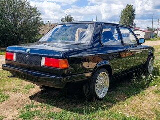 1981 BMW 3 серии 318i I (E21), чёрный, 3500000 рублей, вид 5