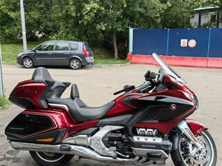 2018 Honda GL 1800 Gold Wing, красный, 2390000 рублей, вид 1