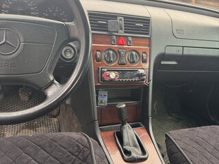 1997 Mercedes-Benz C-Класс 180 I (W202), зелёный, 320000 рублей, вид 5