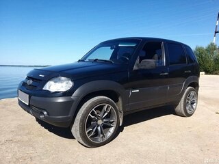 2011 Chevrolet Niva I Рестайлинг, чёрный, 600000 рублей, вид 2