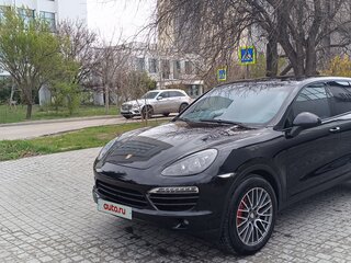 2011 Porsche Cayenne Diesel II (958), чёрный, 2499000 рублей, вид 1