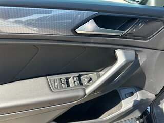 2021 Volkswagen Tiguan II Рестайлинг, чёрный, 2790000 рублей, вид 5