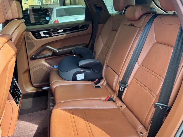 2019 Porsche Cayenne S III, чёрный, 9500000 рублей - вид 10