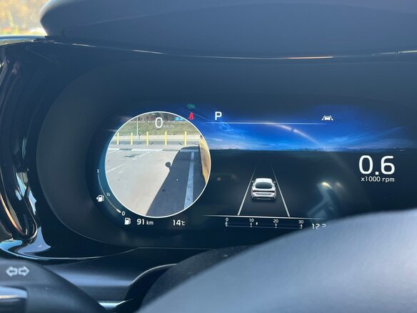 2022 Kia K5 III, жёлтый, 3100000 рублей - вид 8