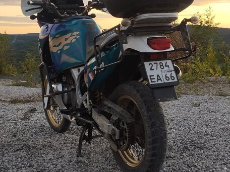 1994 Honda XRV 750 Africa Twin, зелёный, 500000 рублей, вид 2