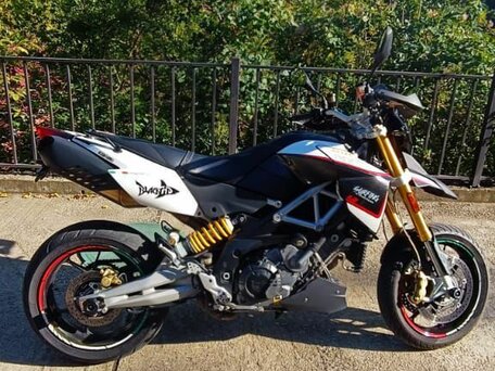 2012 Aprilia Dorsoduro 1200, белый, 800000 рублей, вид 5