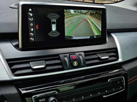 2020 BMW 2 серии Active Tourer 218d F45 Рестайлинг, чёрный, 2200000 рублей - вид 16