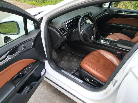2018 Ford Fusion (North America) II Рестайлинг, белый, 1390000 рублей - вид 7