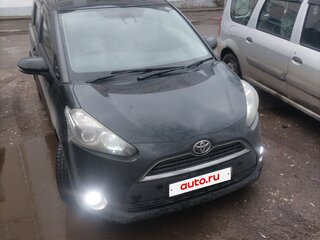2018 Toyota Sienta II, чёрный, 1250000 рублей, вид 2