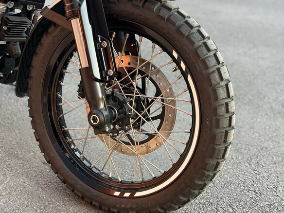 2026 Royal Enfield Bear 650, жёлтый, 737000 рублей - вид 11