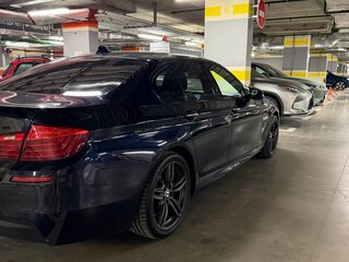 2013 BMW 5 серии 528i xDrive VI (F10/F11/F07) Рестайлинг, чёрный, 1900000 рублей, вид 4