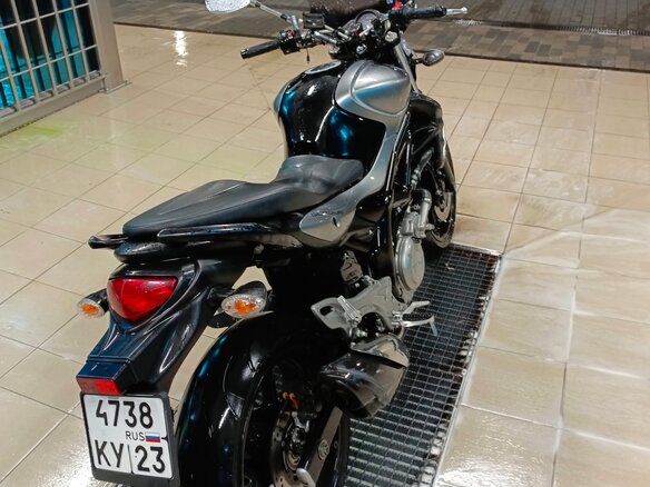 2011 Suzuki SFV 650 Gladius, чёрный, 570000 рублей - вид 2