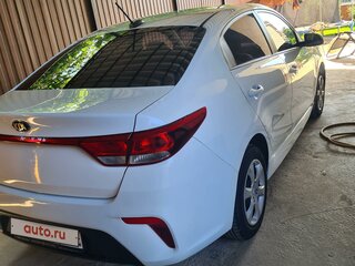 2019 Kia Rio IV, белый, 1350000 рублей, вид 5