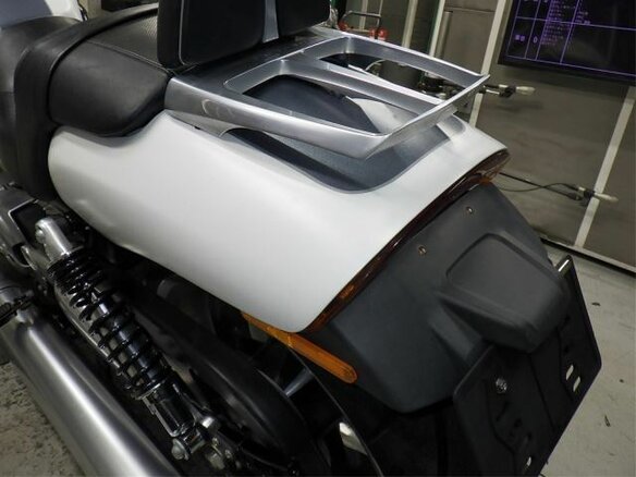 2015 Harley-Davidson V-Rod Muscle, белый, 1240000 рублей - вид 9