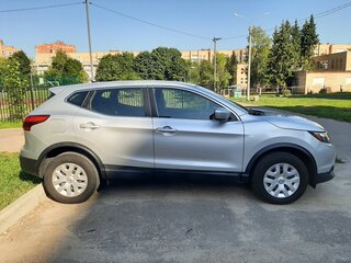 2019 Nissan Rogue Sport I, серебристый, 1650000 рублей, вид 2