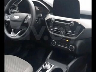 2020 Ford Escape IV, белый, 1800000 рублей, вид 1