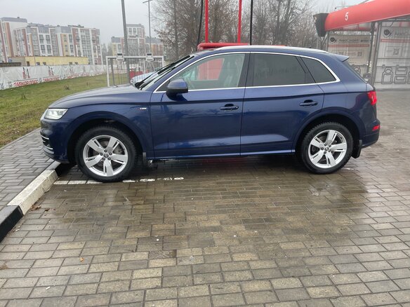 2018 Audi Q5 II (FY), синий, 2700000 рублей - вид 3