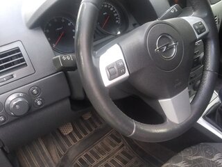 2012 Opel Astra H Рестайлинг, серый, 969000 рублей, вид 3