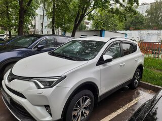 2018 Toyota RAV4 IV (XA40) Рестайлинг, белый, 3000000 рублей, вид 1