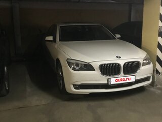 2012 BMW 7 серии 730d V (F01/F02/F04), белый, 2750000 рублей, вид 1