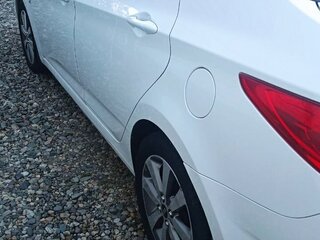 2013 Hyundai Solaris I, белый, 670000 рублей, вид 5