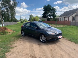 2017 Ford Focus III Рестайлинг, серый, 850000 рублей, вид 2