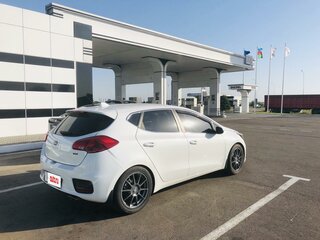 2016 Kia Ceed II Рестайлинг, белый, 1990000 рублей, вид 2