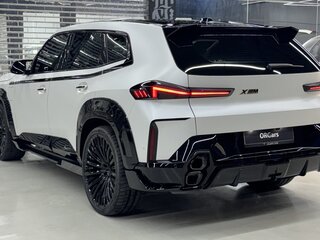2025 BMW XM 50e, чёрный, 17900000 рублей, вид 2