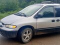 2000 Dodge Caravan III, серебристый, 1000000 рублей - вид 3