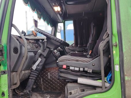 1996 Iveco EuroTech, зелёный, 1300000 рублей, вид 3