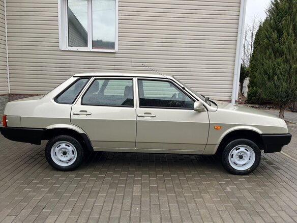 1995 Lada (ВАЗ) 21099, бежевый, 590000 рублей - вид 1
