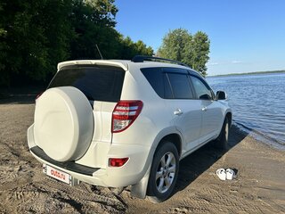 2011 Toyota RAV4 III (XA30) Рестайлинг, белый, 1700000 рублей, вид 2