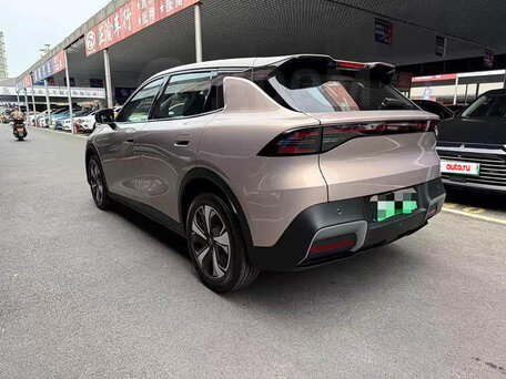 2026 Changan Qiyuan Q05 51.9 kWh II, бежевый, 2300000 рублей, вид 3